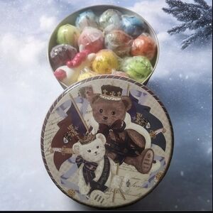Bath Bombs 12 Piece In Cute Bear Themed Tin